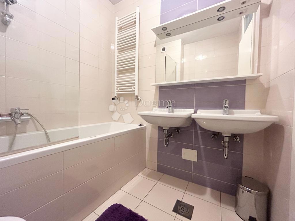 Appartement À louer - GRAD ZAGREB ZAGREB