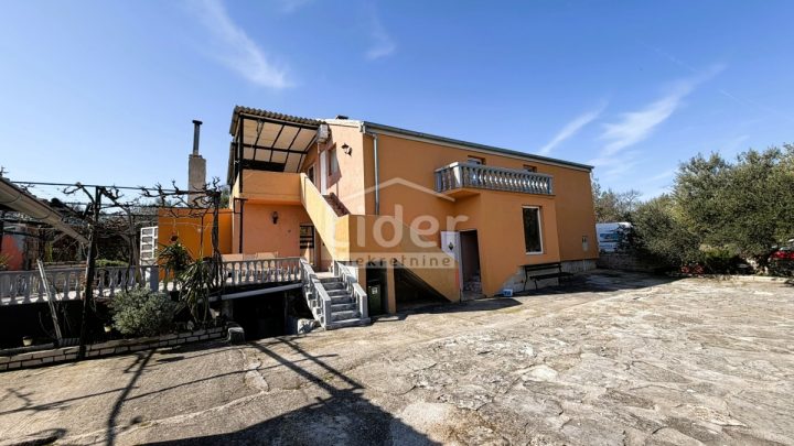 Casa in vendita 350 m² – Benkovac