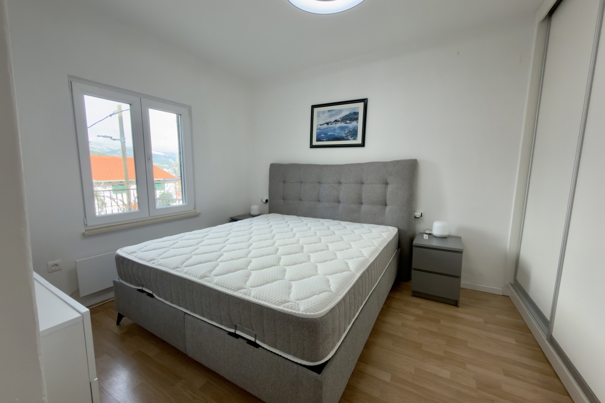 Appartement À vendre - SPLITSKO-DALMATINSKA MARINA