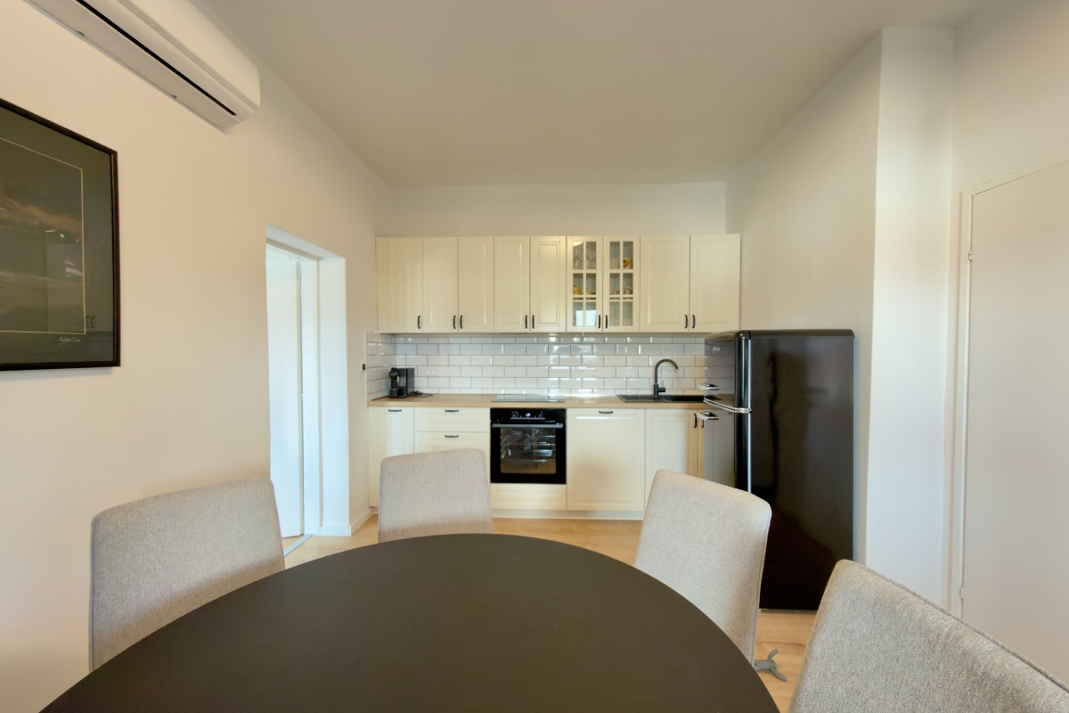 Appartement À vendre - SPLITSKO-DALMATINSKA MARINA