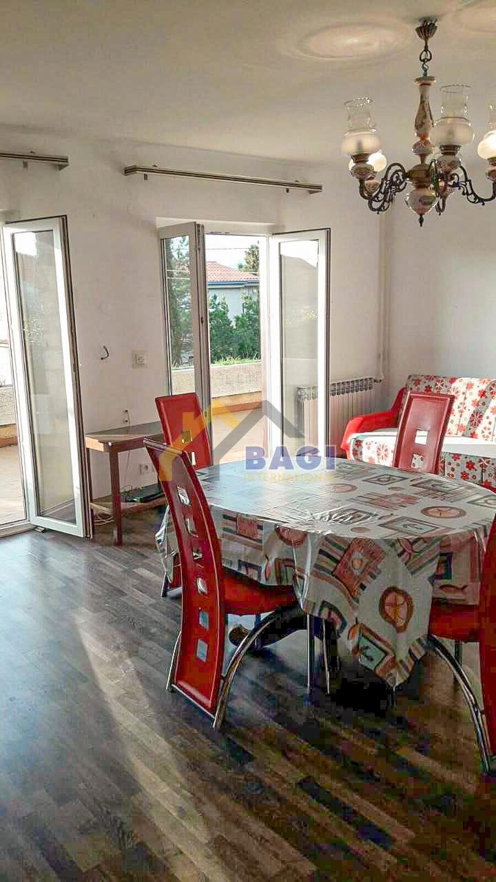 Haus Zu vermieten - PRIMORSKO-GORANSKA NOVI VINODOLSKI