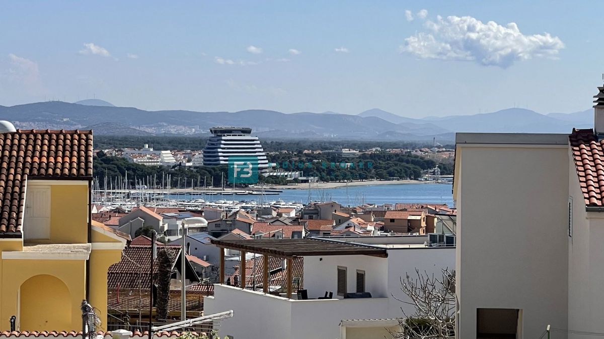 Flat For sale - ŠIBENSKO-KNINSKA VODICE