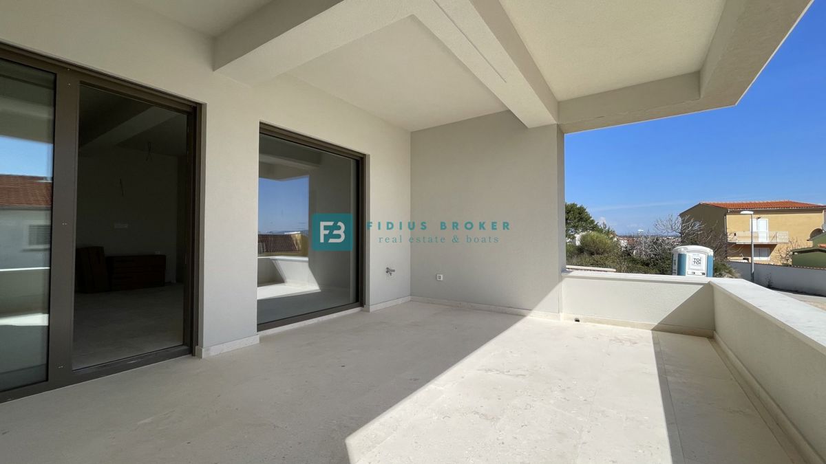Flat For sale - ŠIBENSKO-KNINSKA VODICE