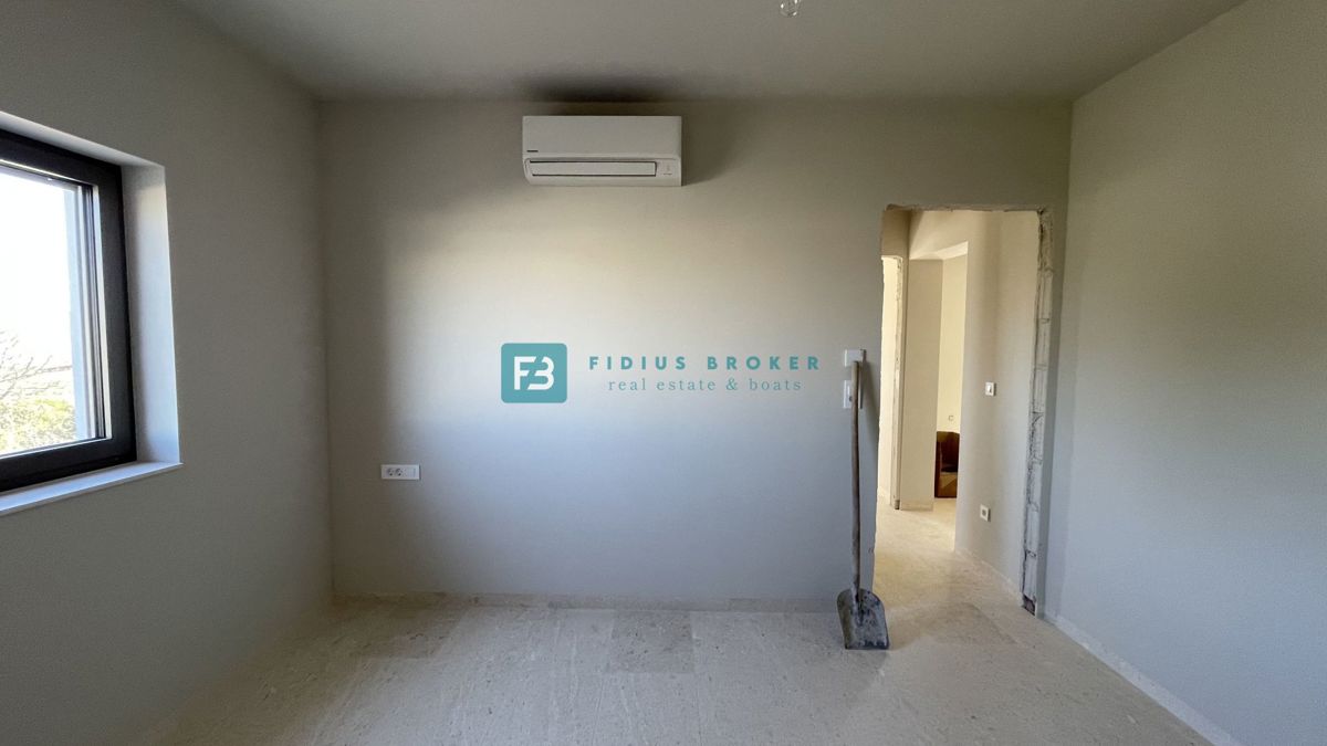 Flat For sale - ŠIBENSKO-KNINSKA VODICE