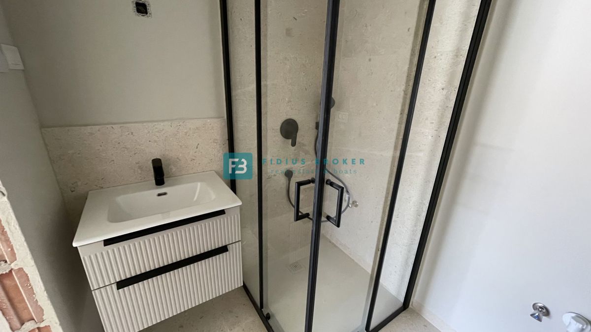 Flat For sale - ŠIBENSKO-KNINSKA VODICE