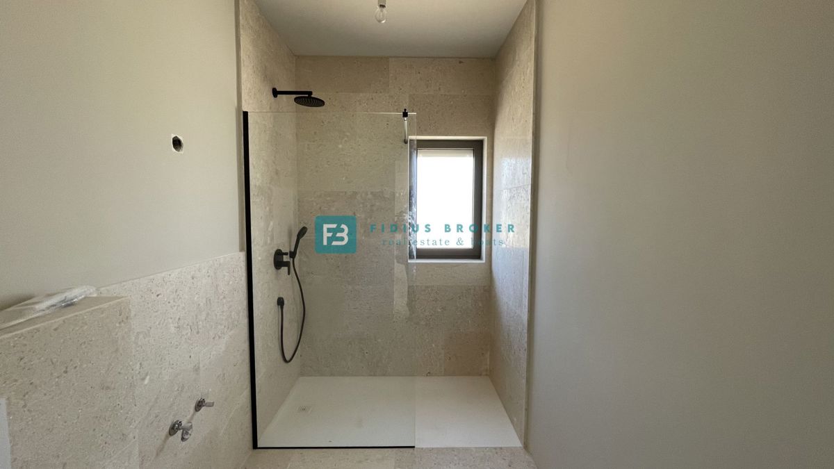 Flat For sale - ŠIBENSKO-KNINSKA VODICE
