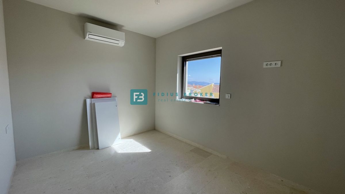 Flat For sale - ŠIBENSKO-KNINSKA VODICE