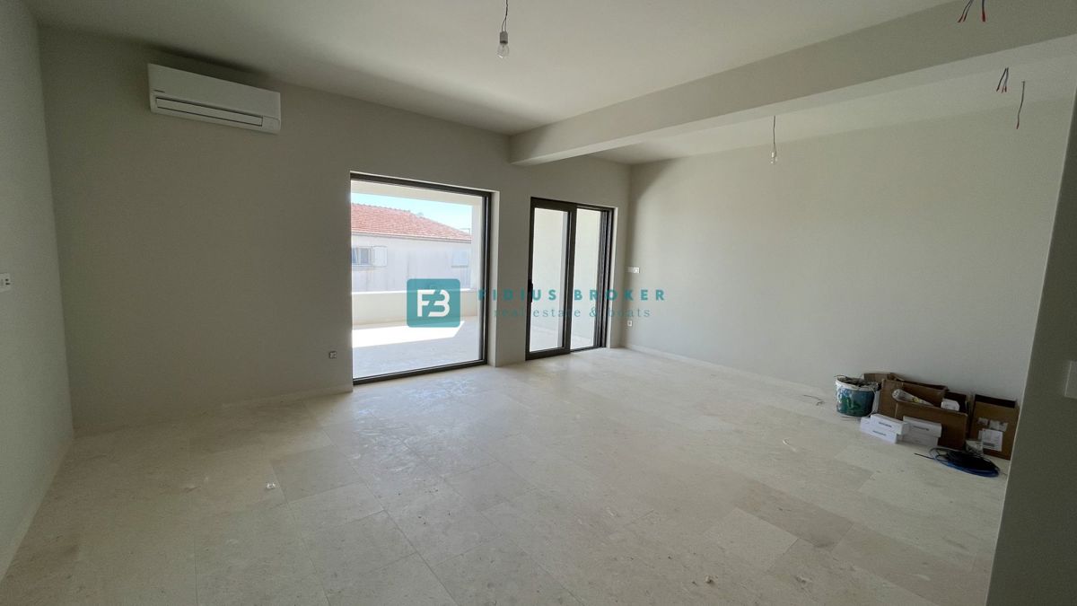 Flat For sale - ŠIBENSKO-KNINSKA VODICE