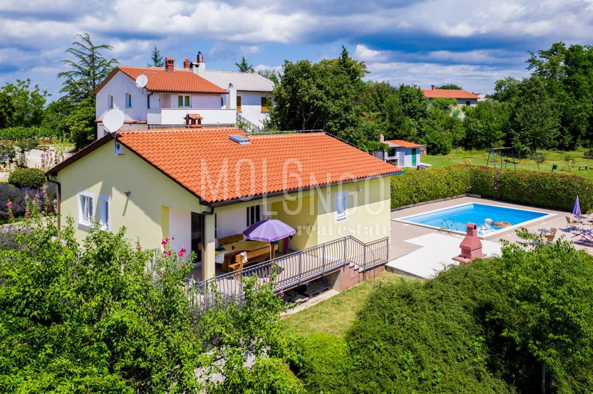 House For sale - ISTARSKA ŽMINJ