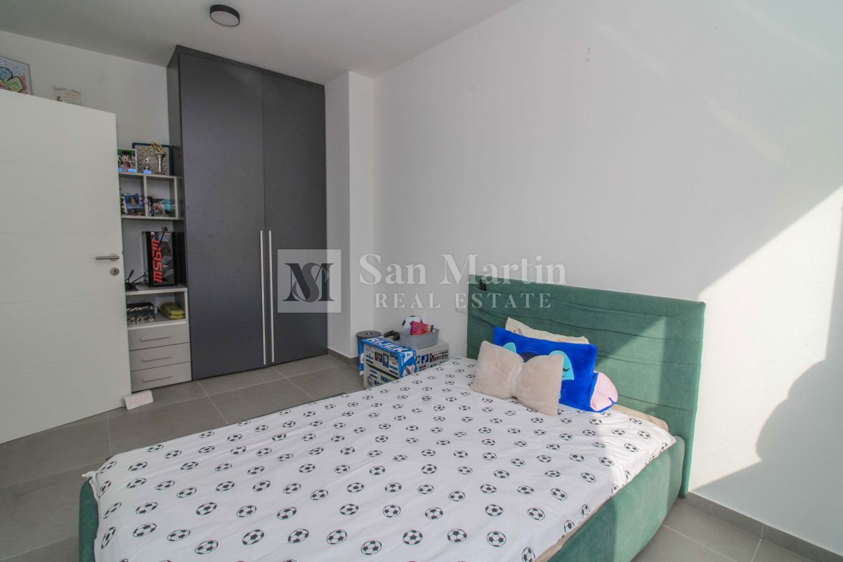 House For sale - ISTARSKA NOVIGRAD