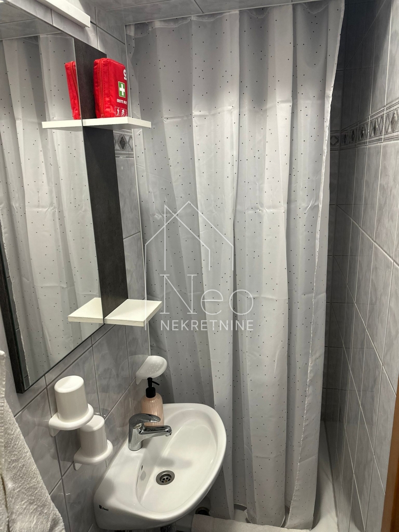 House For sale - ŠIBENSKO-KNINSKA VODICE