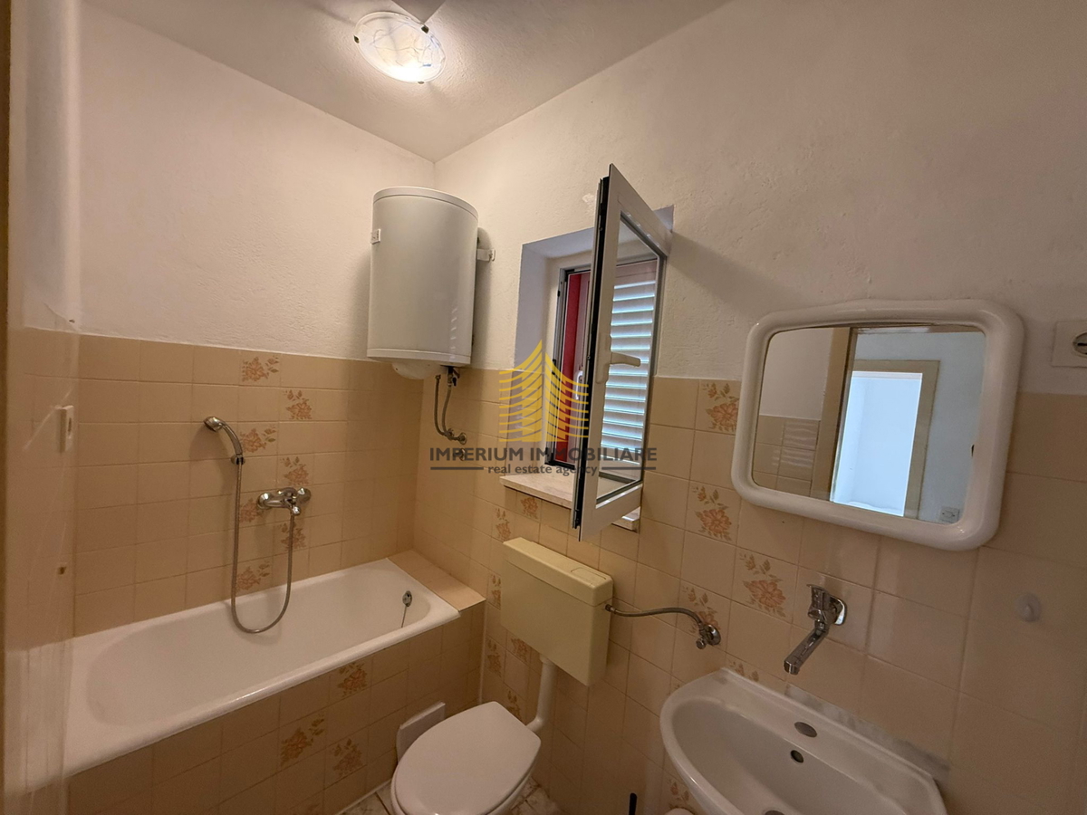 Hiša Na predaj - SPLITSKO-DALMATINSKA TROGIR