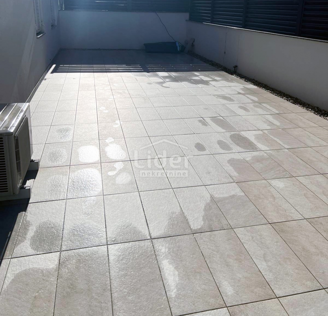 Apartment Zu verkaufen - PRIMORSKO-GORANSKA KRK