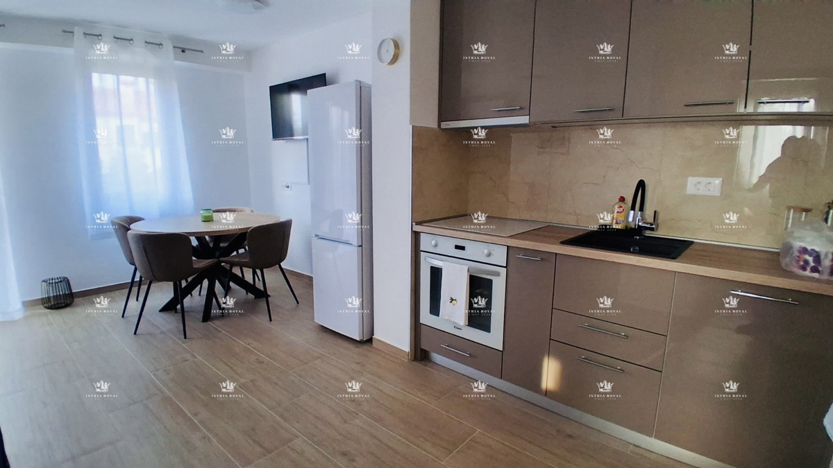 Apartment Zu verkaufen - Istarska Poreč - foto 1/10