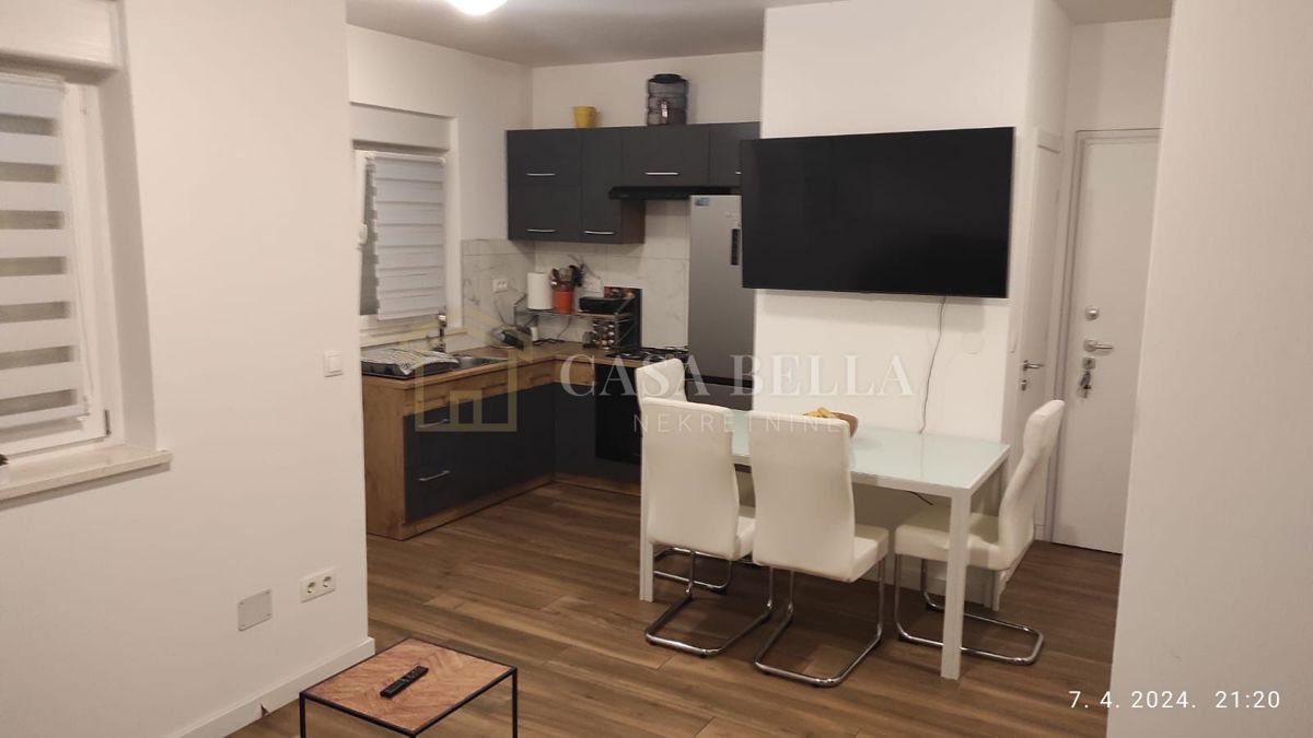 Flat For sale - PRIMORSKO-GORANSKA KASTAV