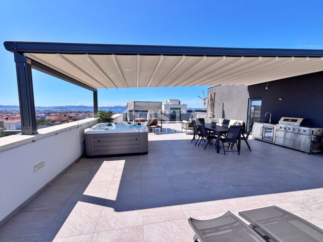 Flat for sale 153 m² – Zadar