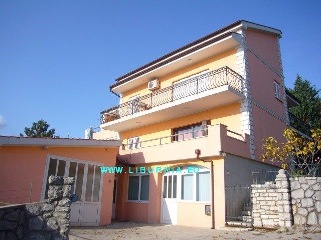 Casa in vendita 400 m² – Opatija
