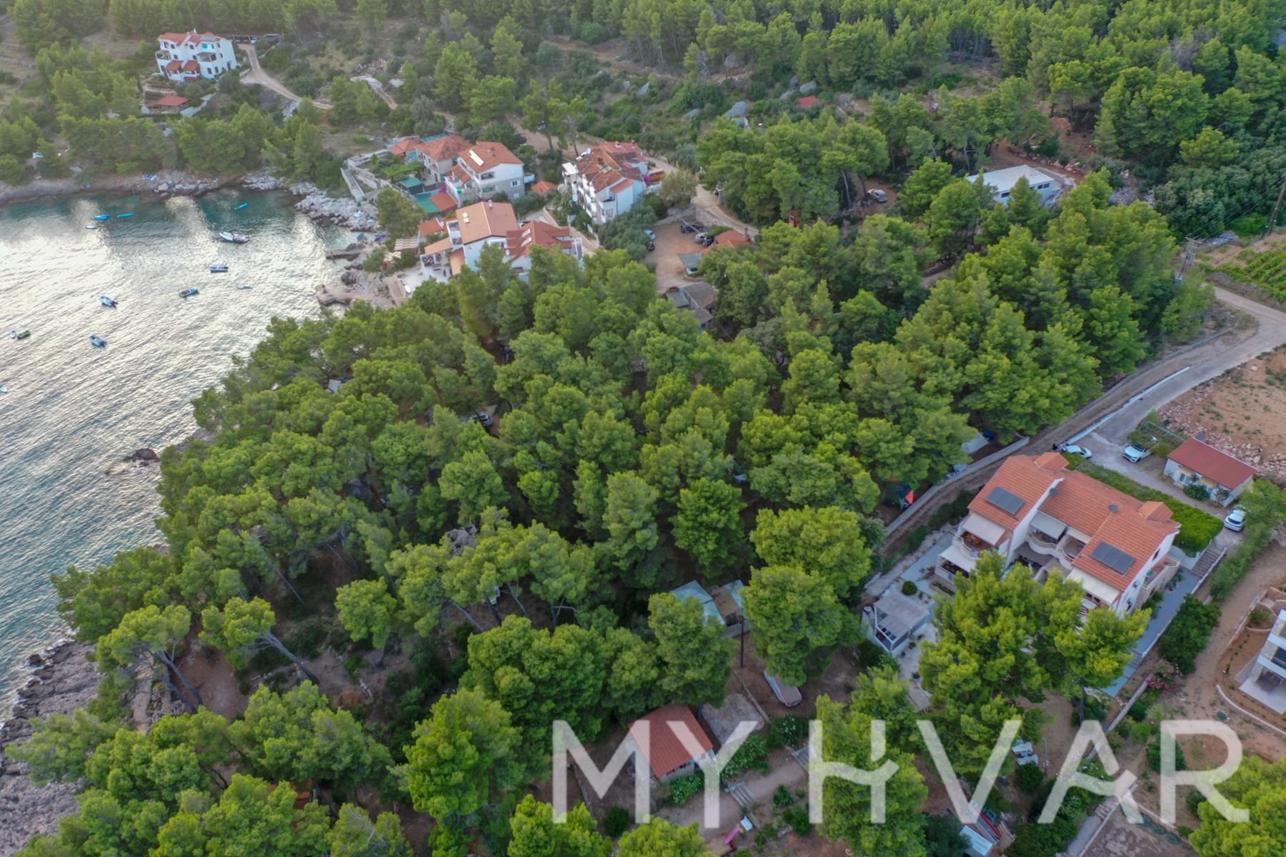 Land For sale - Splitsko-dalmatinska Jelsa - foto 1/8