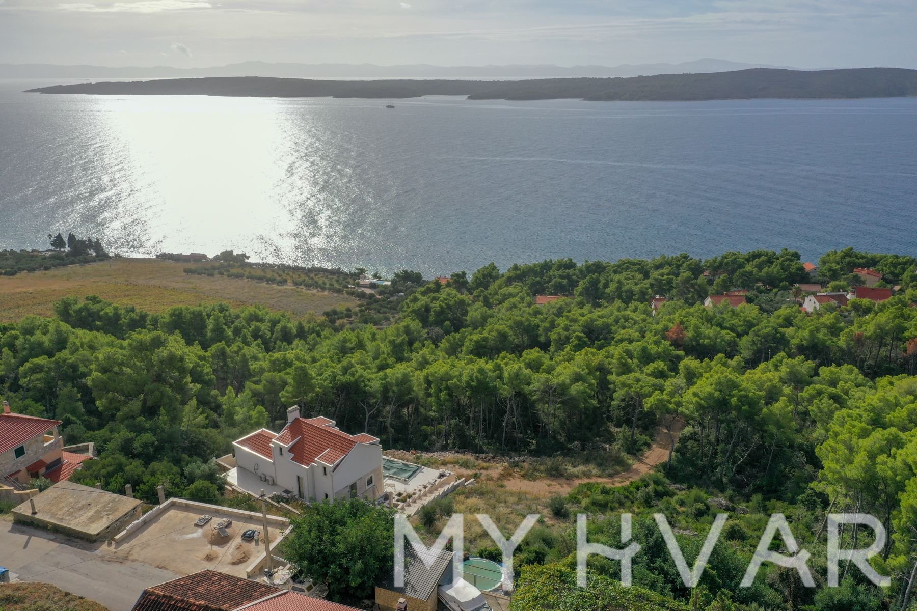 Land For sale - Splitsko-dalmatinska Jelsa - foto 1/9
