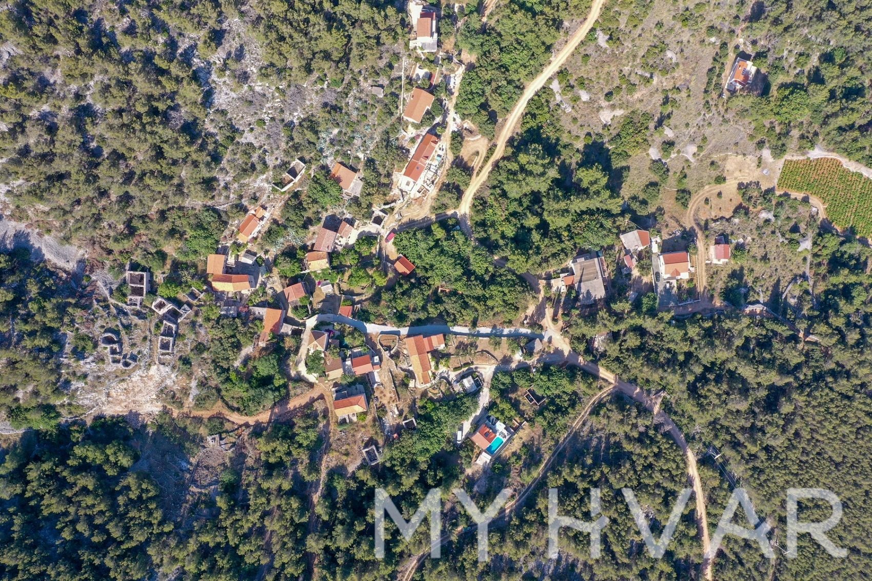 Land For sale - SPLITSKO-DALMATINSKA Jelsa