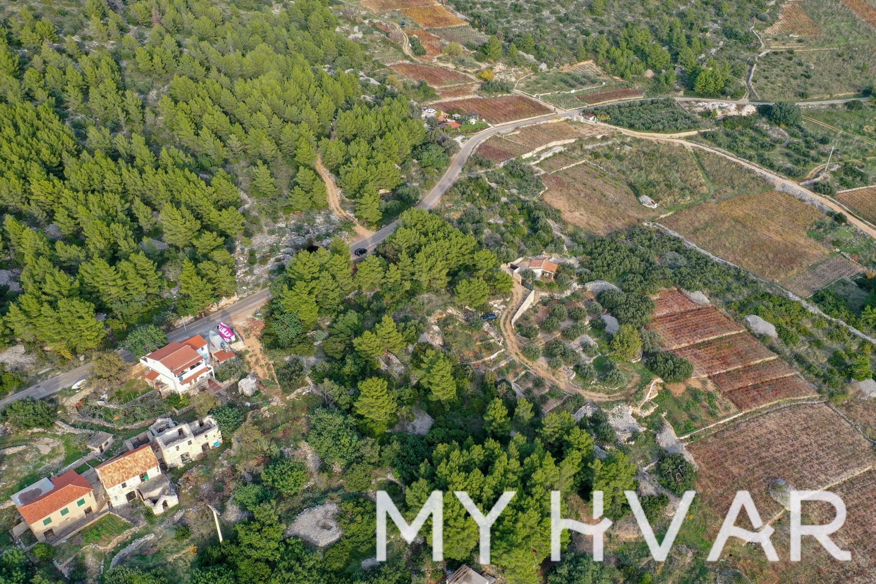Land For sale - SPLITSKO-DALMATINSKA Jelsa
