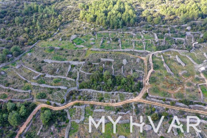 Land For sale - Splitsko-dalmatinska Jelsa - foto 3/9