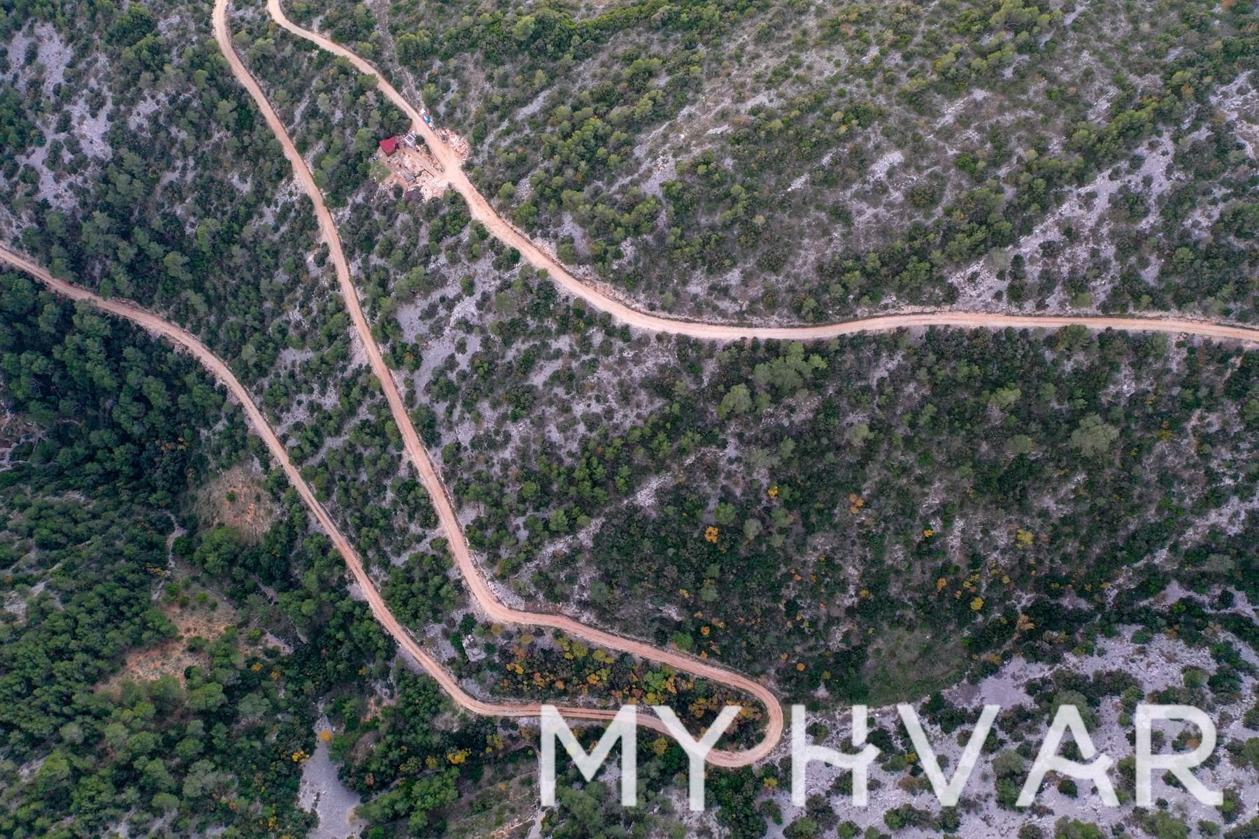 Land For sale - SPLITSKO-DALMATINSKA Jelsa
