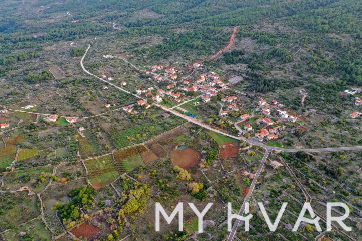 Land For sale - Splitsko-dalmatinska Jelsa - foto 2/6