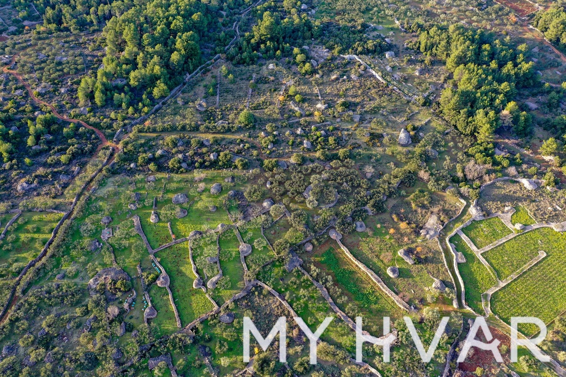 Land For sale - SPLITSKO-DALMATINSKA Jelsa