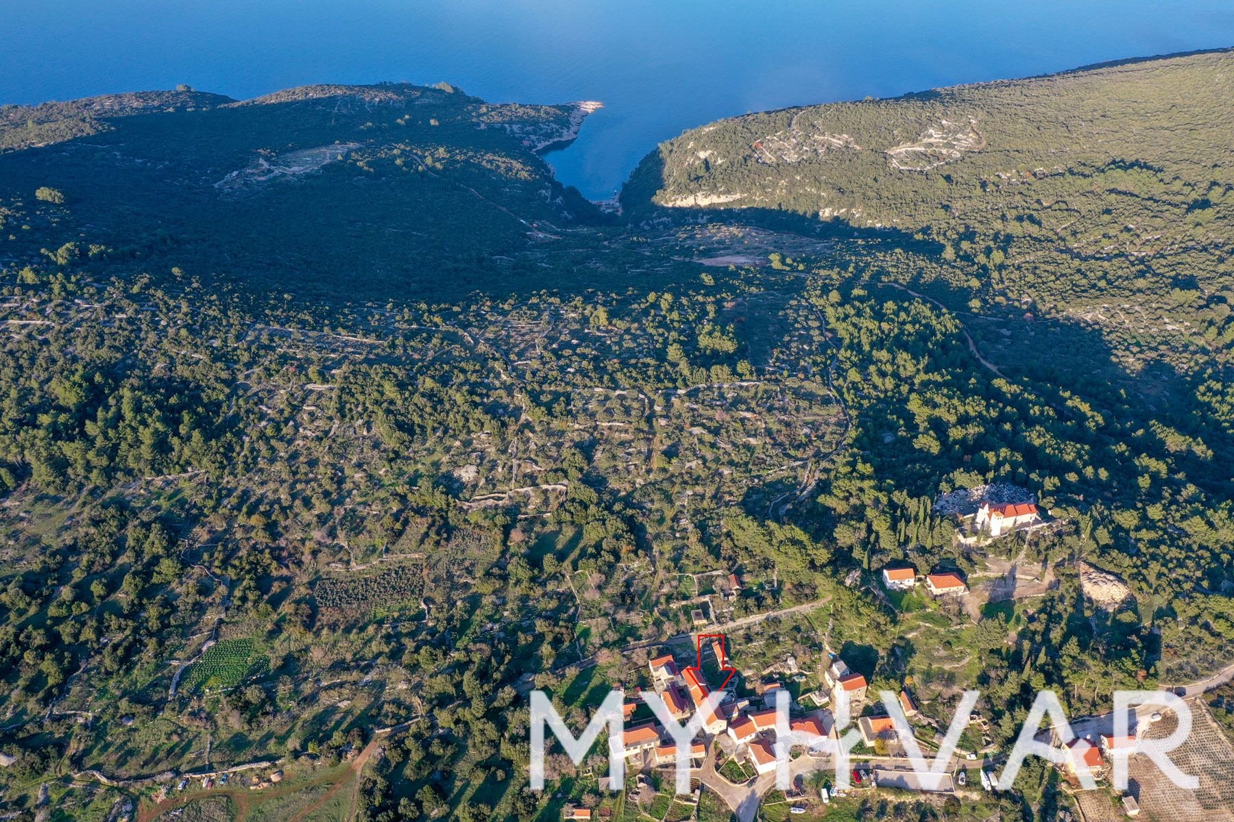 Dom Na predaj - SPLITSKO-DALMATINSKA Jelsa