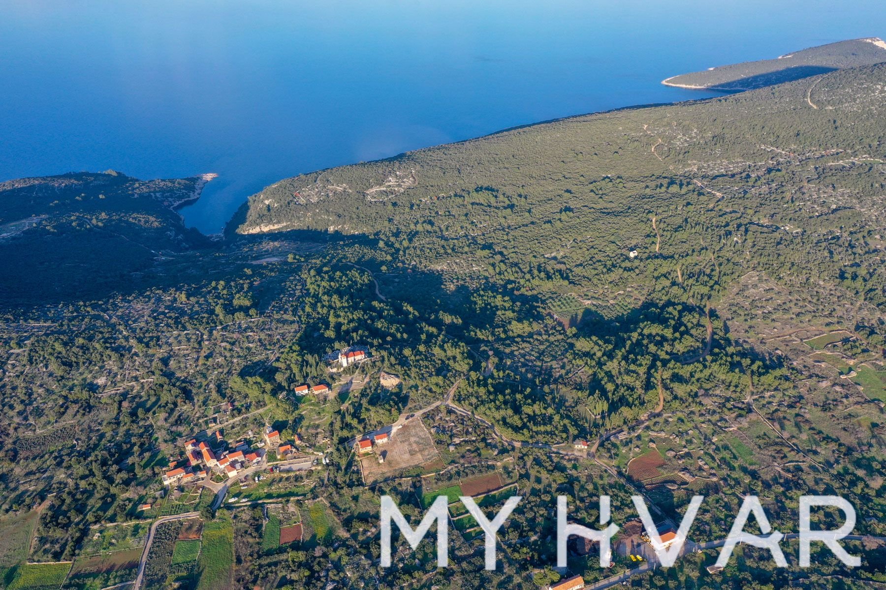 Land For sale - Splitsko-dalmatinska Jelsa - foto 1/8