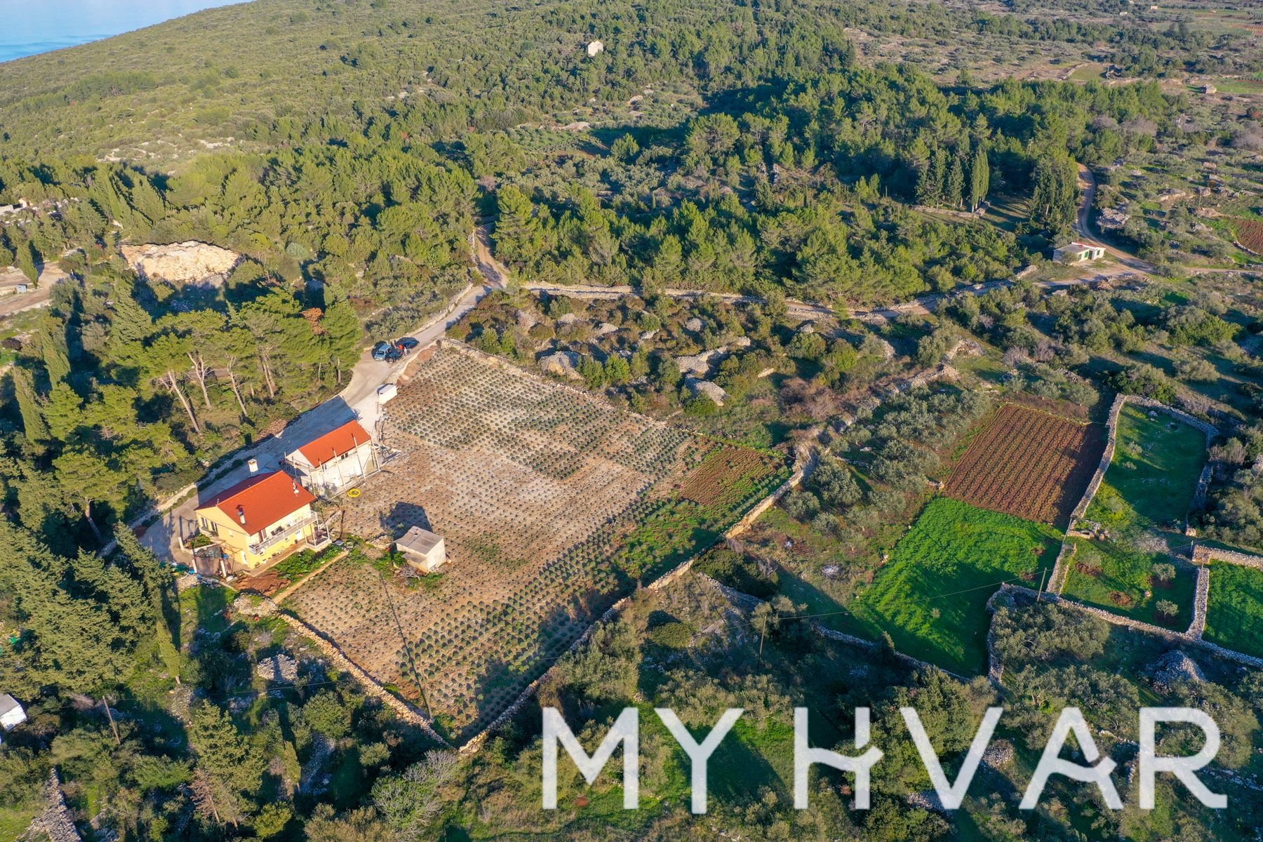 Land For sale - SPLITSKO-DALMATINSKA Jelsa