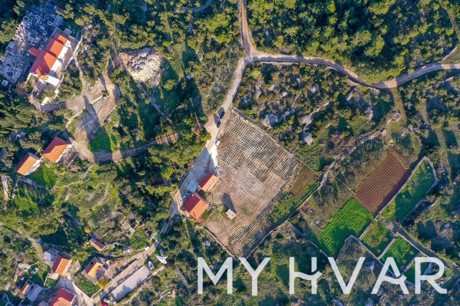 Land For sale - SPLITSKO-DALMATINSKA Jelsa