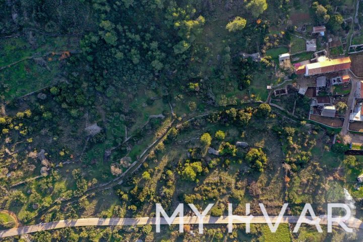 Land For sale - Splitsko-dalmatinska Jelsa - foto 2/8