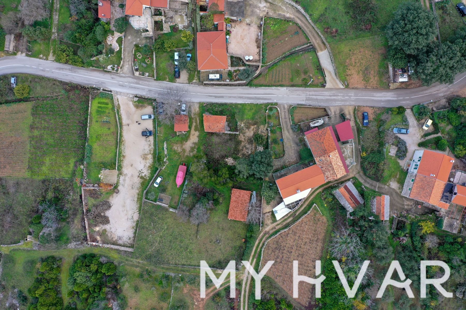 Land For sale - SPLITSKO-DALMATINSKA Jelsa
