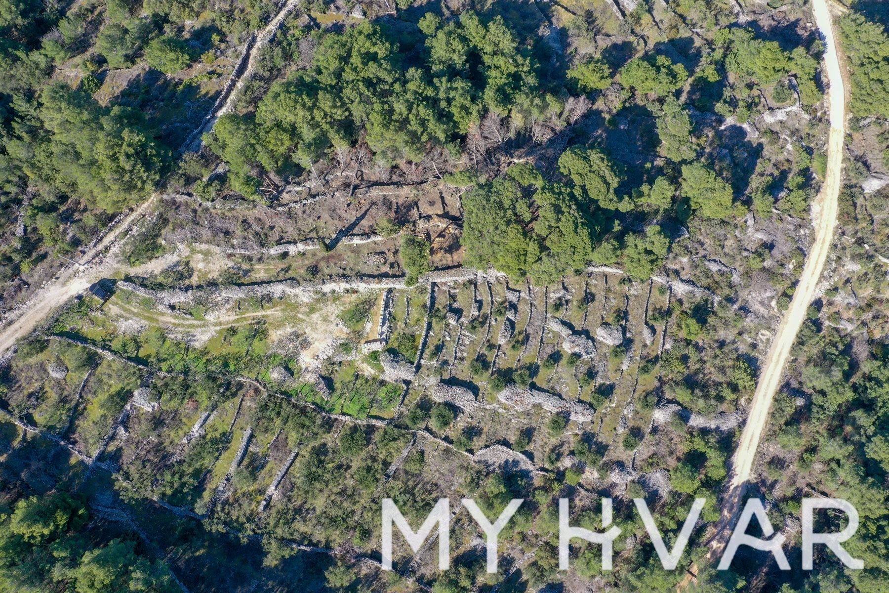 Land For sale - SPLITSKO-DALMATINSKA Jelsa