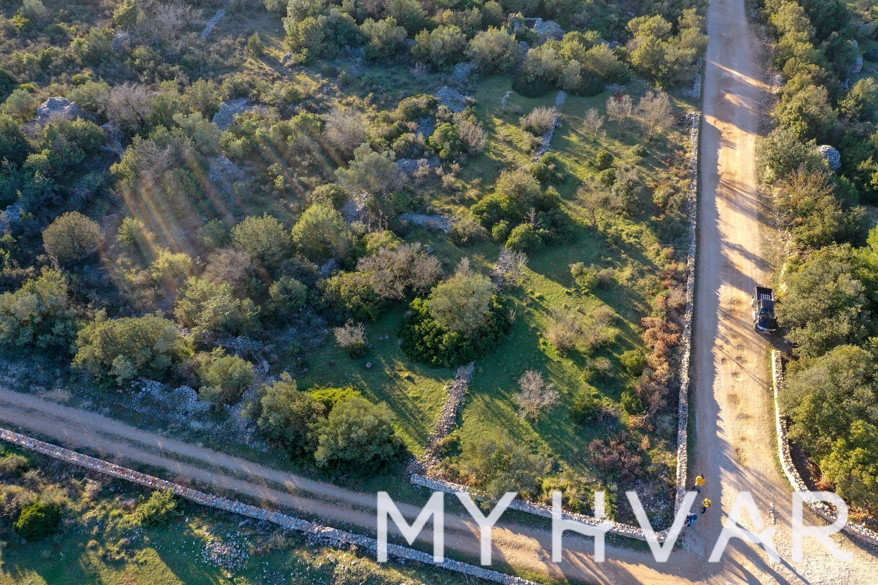 Land For sale - SPLITSKO-DALMATINSKA STARI GRAD