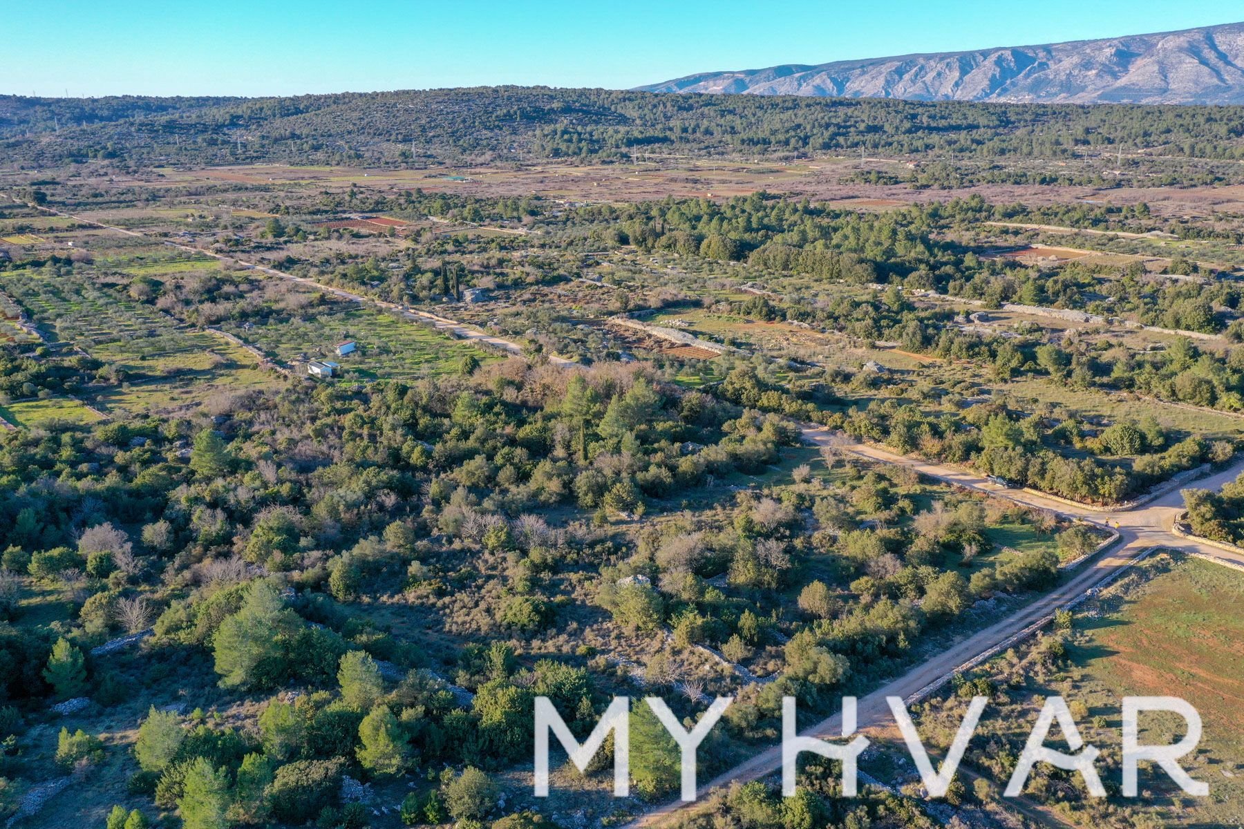 Land For sale - SPLITSKO-DALMATINSKA STARI GRAD