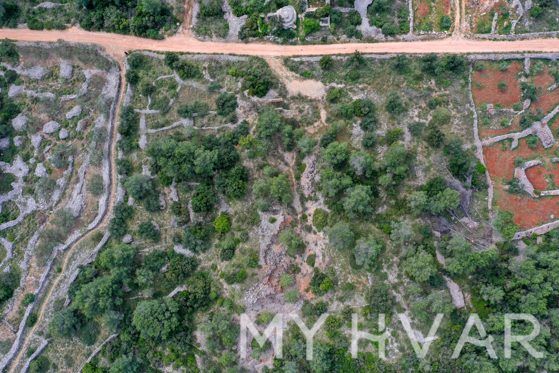 Land For sale - SPLITSKO-DALMATINSKA STARI GRAD