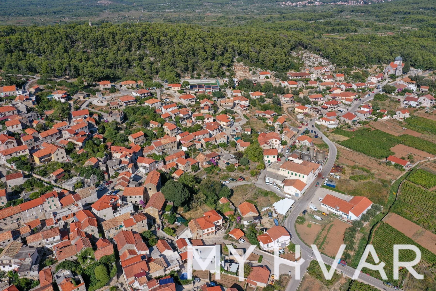 Dom Na predaj - SPLITSKO-DALMATINSKA Jelsa