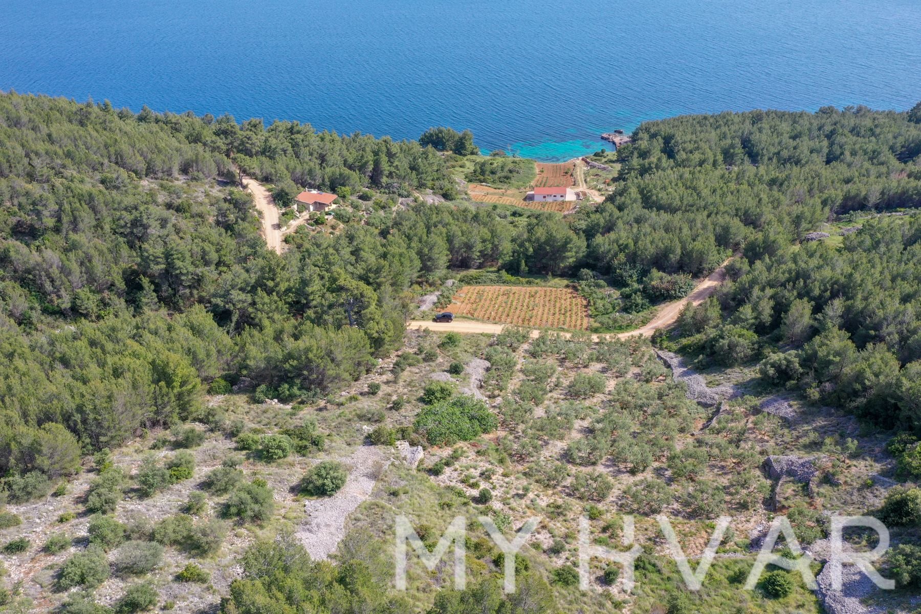 Land For sale - SPLITSKO-DALMATINSKA Jelsa