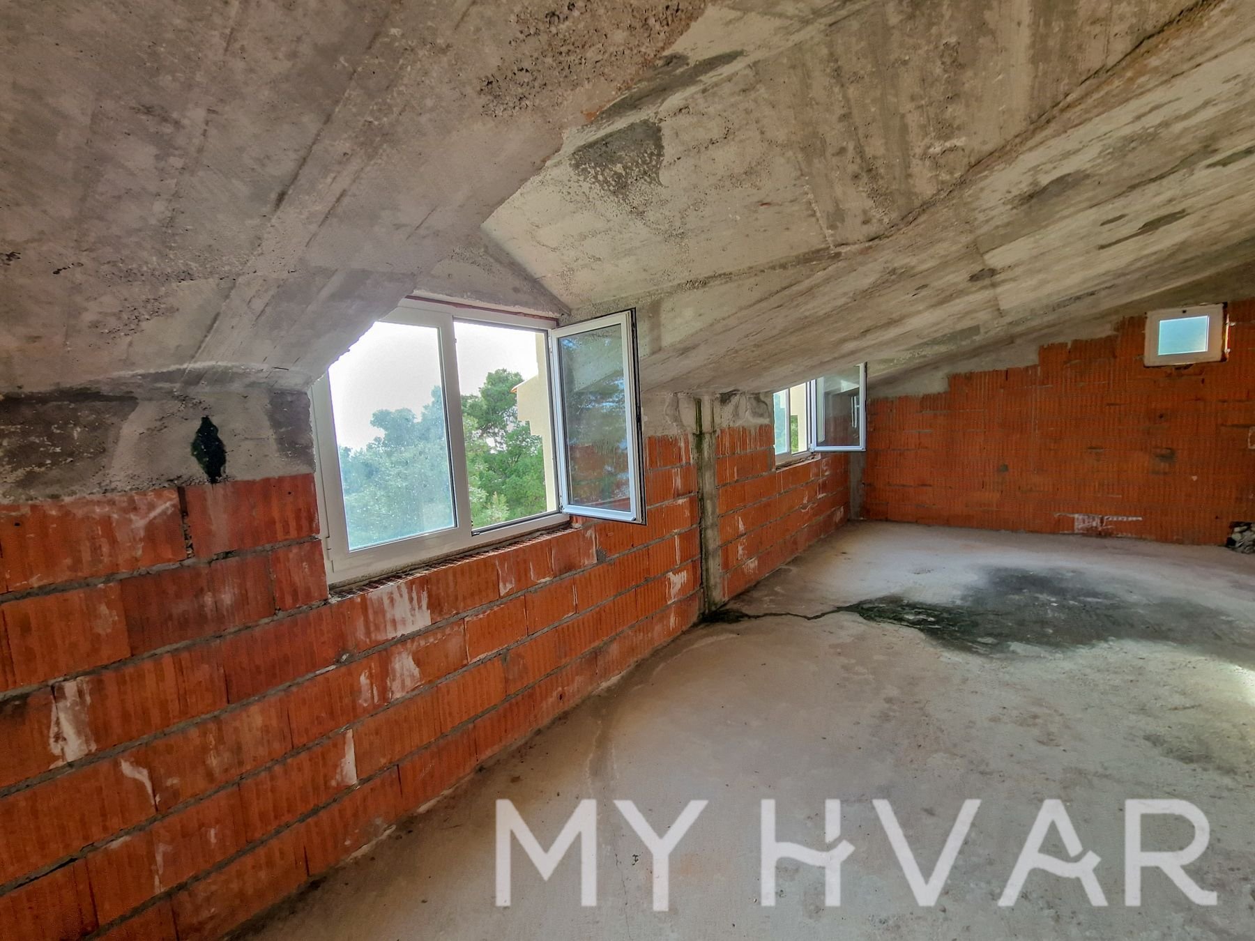 House For sale - SPLITSKO-DALMATINSKA Jelsa