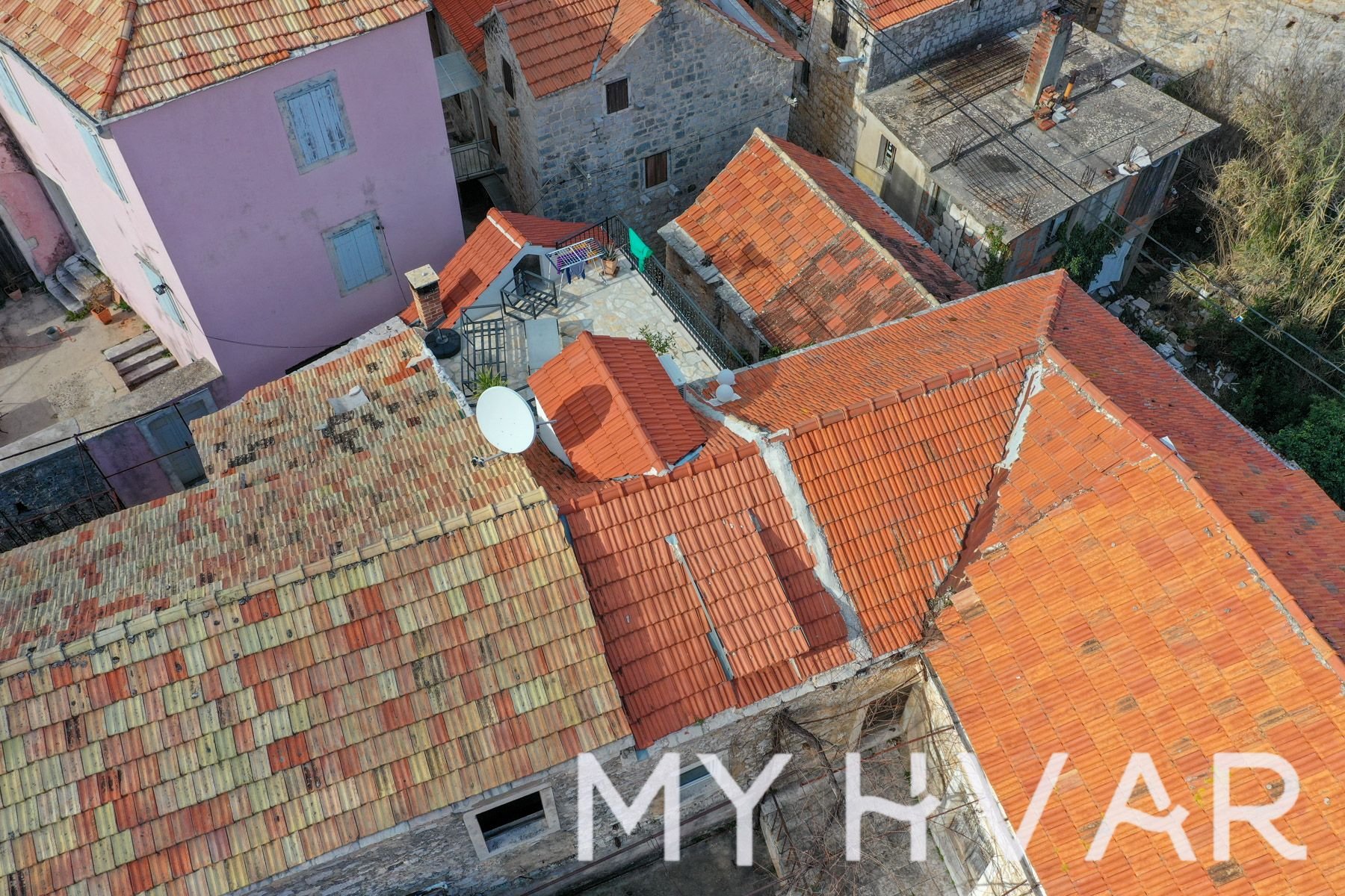 Dom Na predaj - SPLITSKO-DALMATINSKA Jelsa