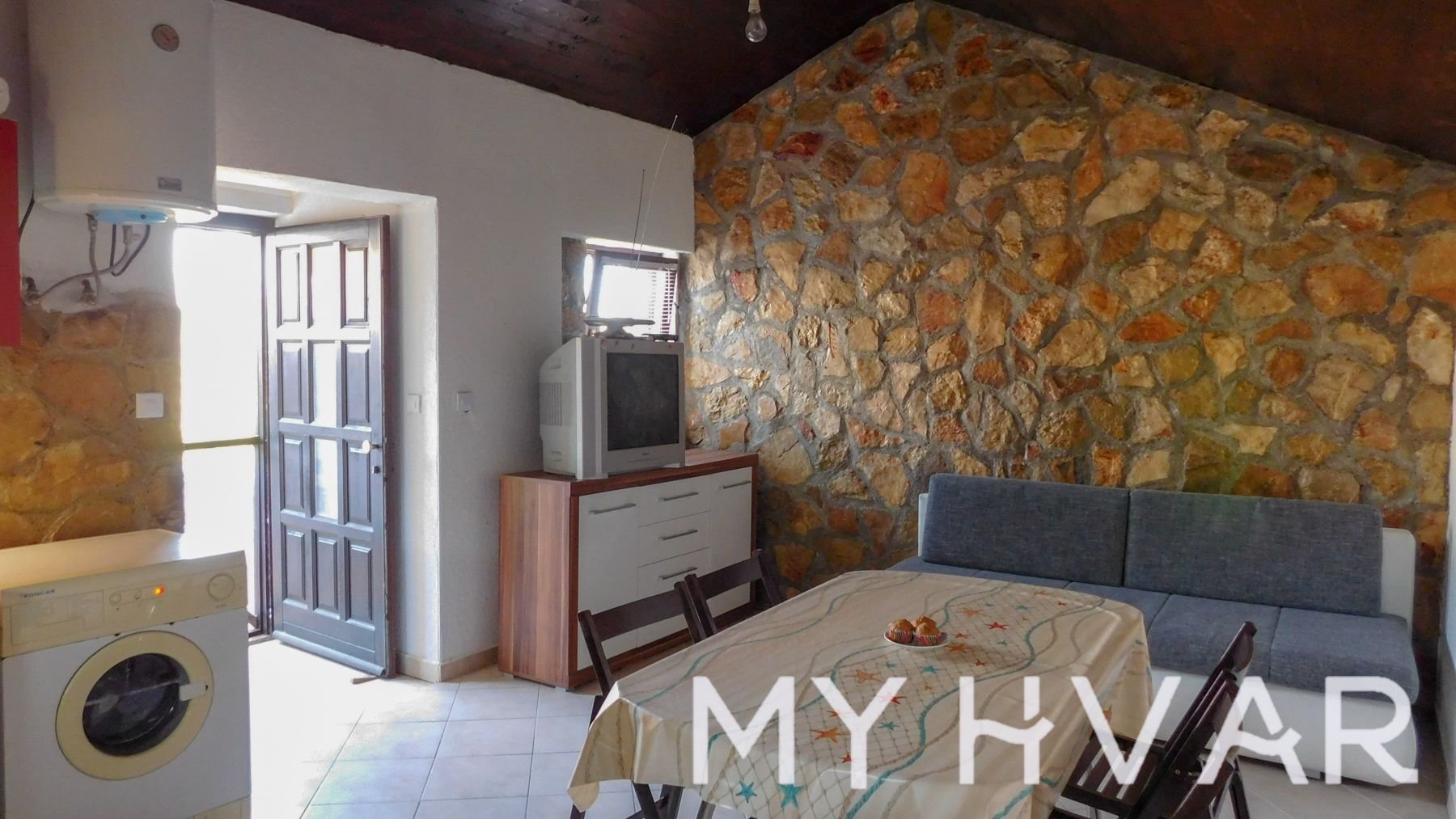 House For sale - SPLITSKO-DALMATINSKA STARI GRAD