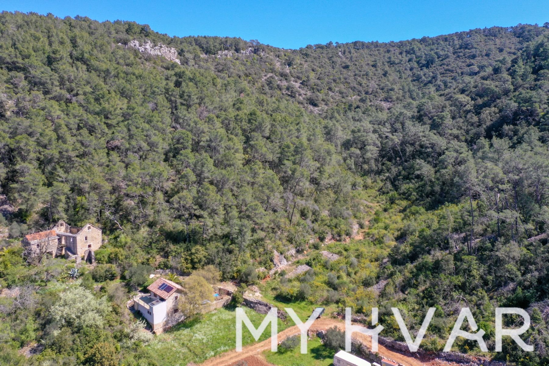 Land For sale - SPLITSKO-DALMATINSKA Jelsa