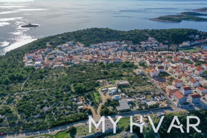 Zemljište na prodaju 1200 m² – Hvar
