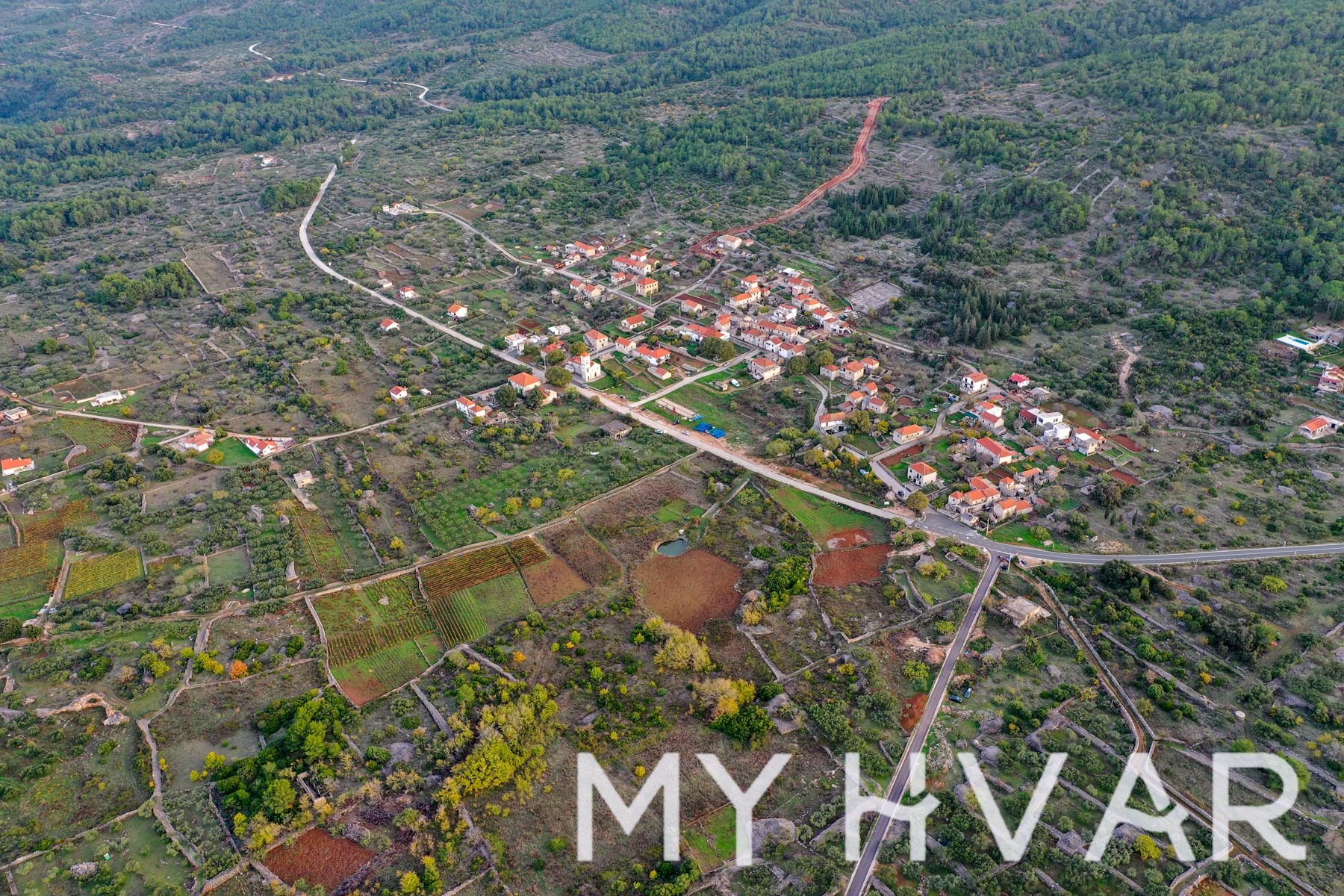 Dom Na predaj - SPLITSKO-DALMATINSKA Jelsa