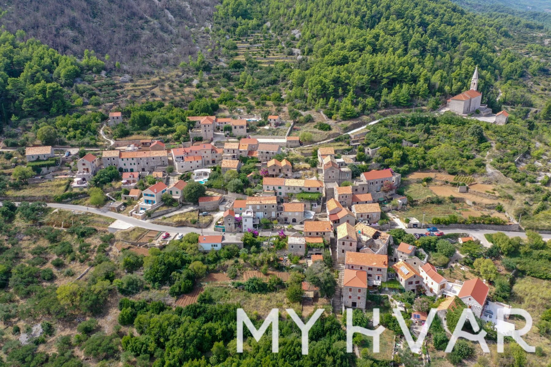 Dom Na predaj - SPLITSKO-DALMATINSKA Jelsa
