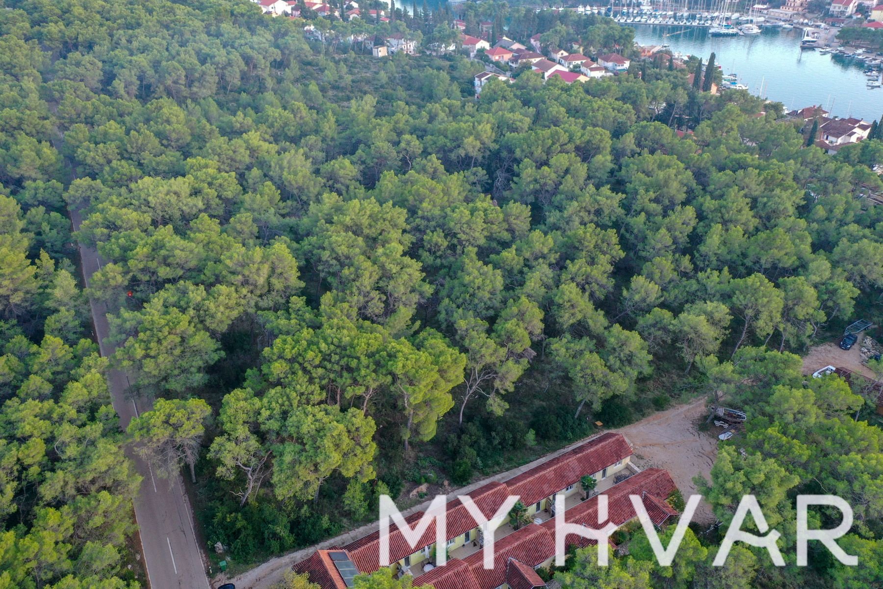 Land For sale - SPLITSKO-DALMATINSKA Jelsa