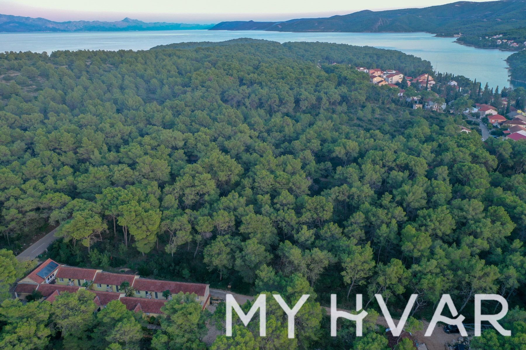 Land For sale - SPLITSKO-DALMATINSKA Jelsa